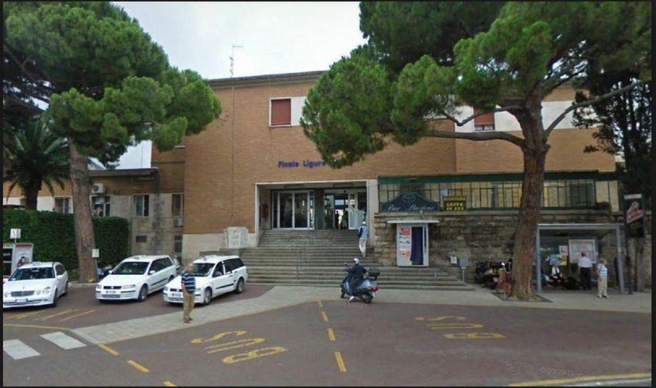 Hotel La Milanese Pietra Ligure Exterior foto