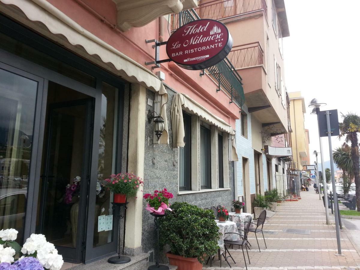 Hotel La Milanese Pietra Ligure Exterior foto